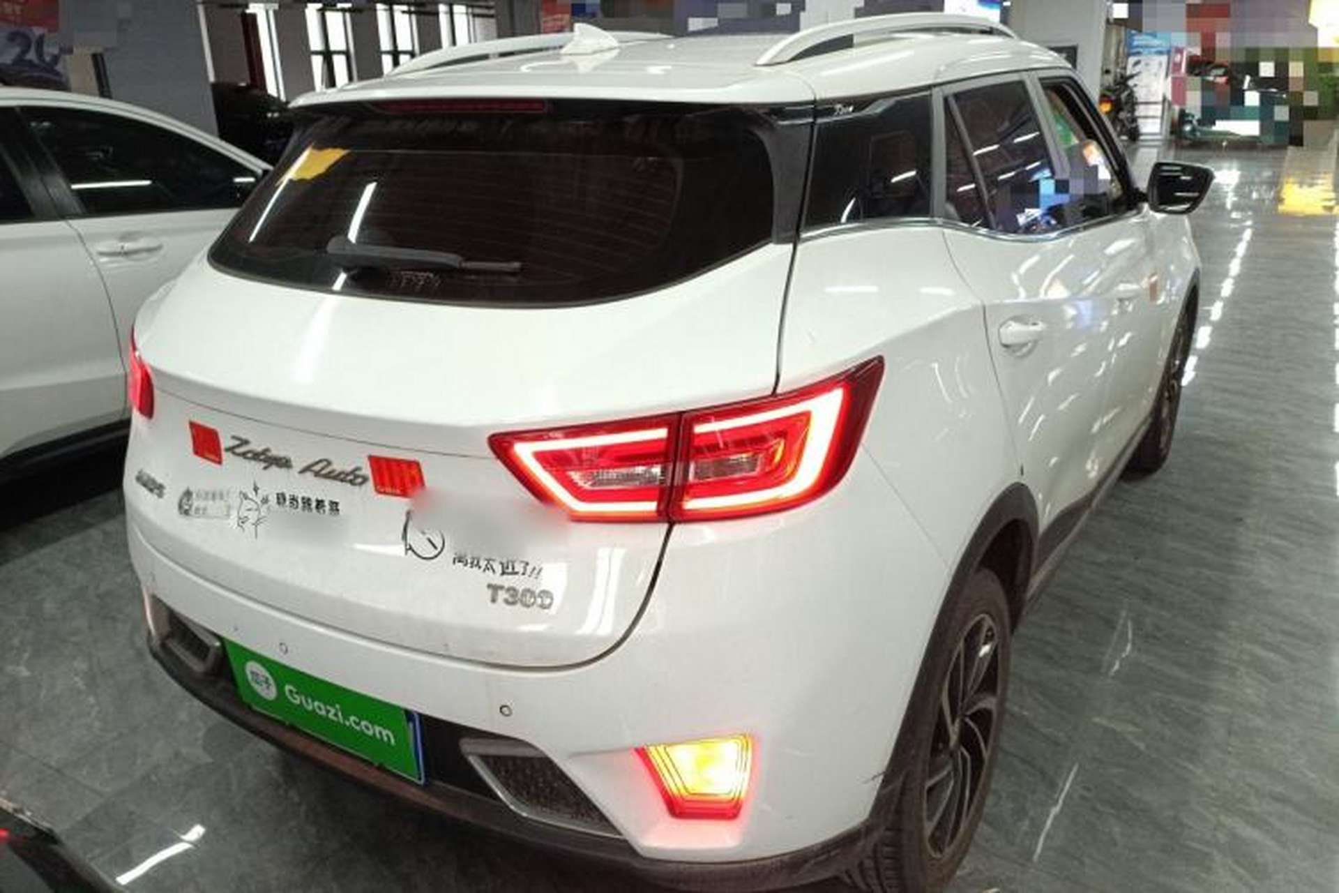 Used Zotye T300 2017 1.5T CVT Luxury Model Rear Right 45 Deg