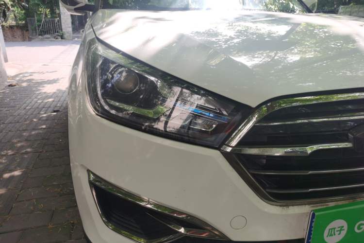 Used Zotye T300 2017 1.5L Manual Elite Model Right Front Headlight