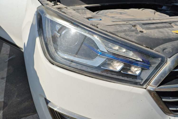 Used Zotye T300 2017 1.5T CVT Luxury Model Right Front Headlight