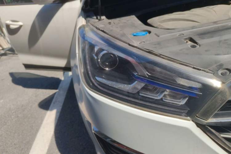 Used Zotye T300 2017 1.5T CVT Luxury Model Right Front Headlight