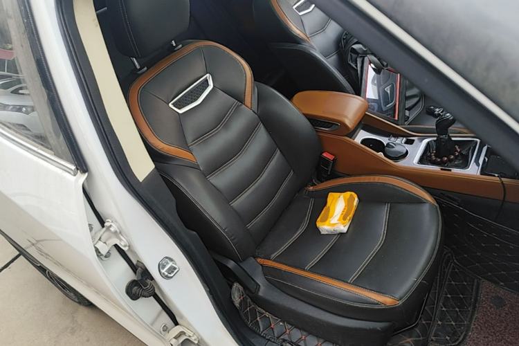 Used Zotye T300 2017 1.5L Manual Luxury Model Right Front Seat
