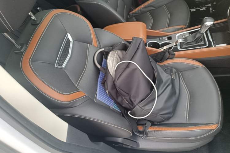 Used Zotye T300 2017 1.5T CVT Luxury Model Right Front Seat