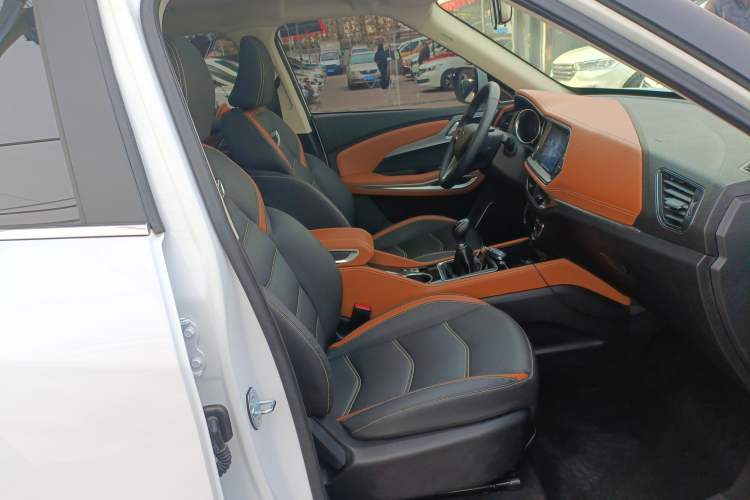 Used Zotye T300 2017 1.5L Manual Luxury Model Right Front Seat
