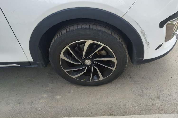 Used Zotye T300 2017 1.5T CVT Luxury Model Right Front Wheel Hub