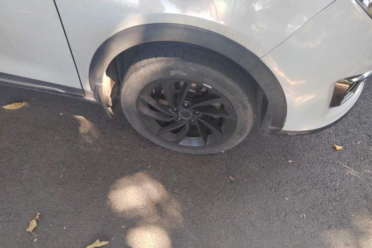 Used Zotye T300 2017 1.5L Manual Luxury Model Right Front Wheel Hub