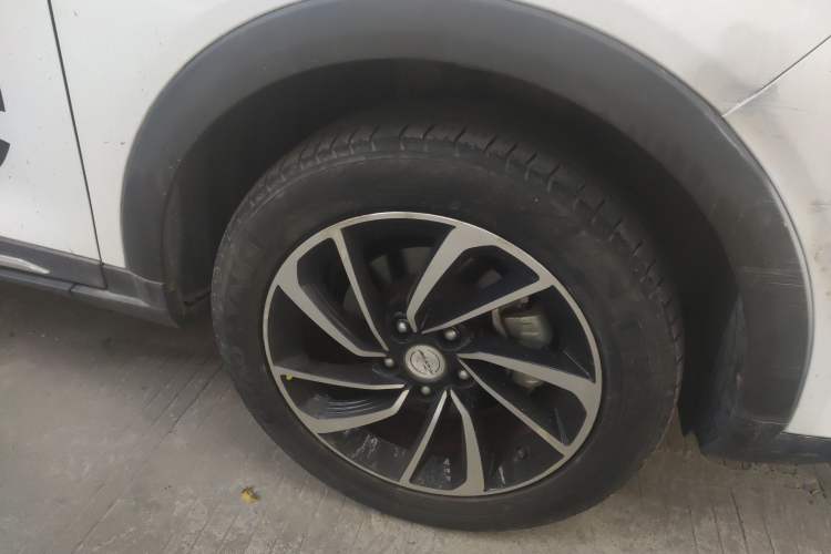 Used Zotye T300 2017 1.5L Manual Luxury Model Right Front Wheel Hub