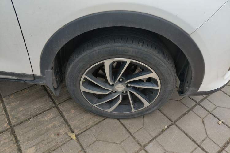 Used Zotye T300 2017 1.5L Manual Luxury Model Right Front Wheel Hub