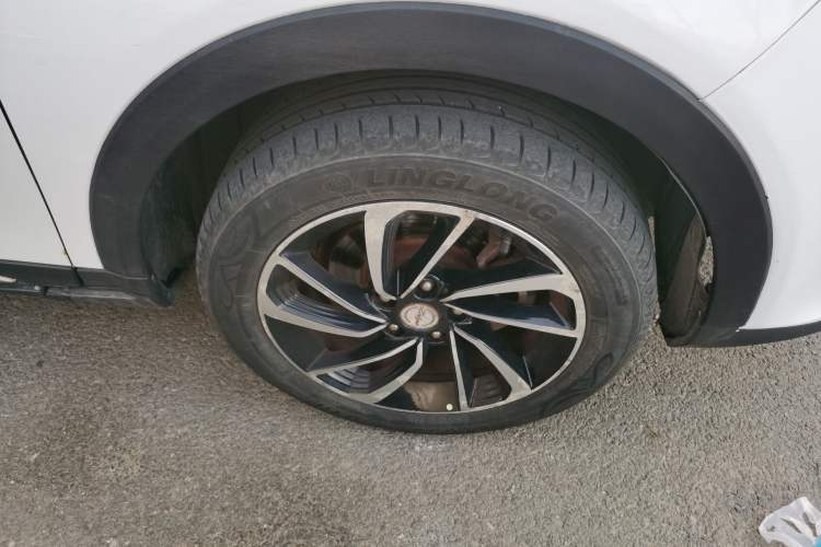 Used Zotye T300 2017 1.5T CVT Luxury Model Right Front Wheel Hub
