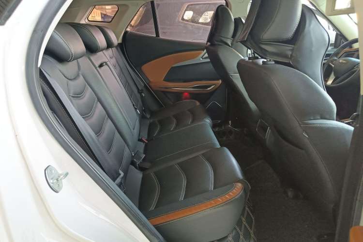 Used Zotye T300 2017 1.5T CVT Flagship Model Right Rear Seat