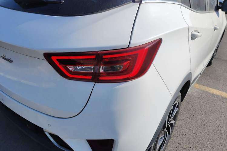 Used Zotye T300 2017 1.5L Manual Luxury Model Right Rear Taillight