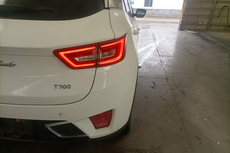 Used Zotye T300 2017 1.5L Manual Luxury Model Right Rear Taillight