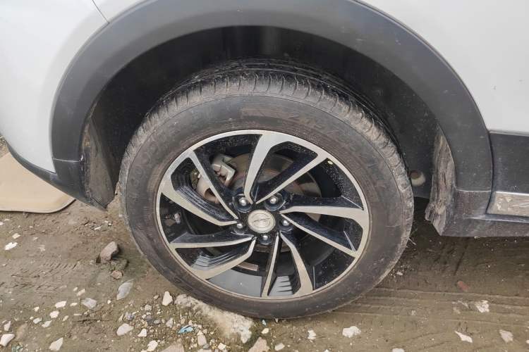 Used Zotye T300 2017 1.5T CVT Luxury Model Right Rear Wheel Hub