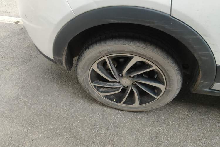 Used Zotye T300 2017 1.5L Manual Luxury Model Right Rear Wheel Hub