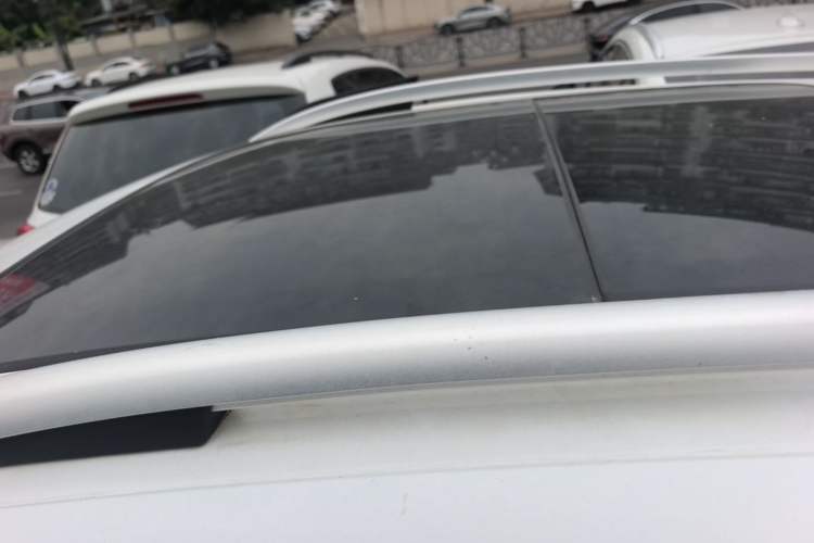 Used Zotye T300 2017 1.5L Manual Luxury Model Roof