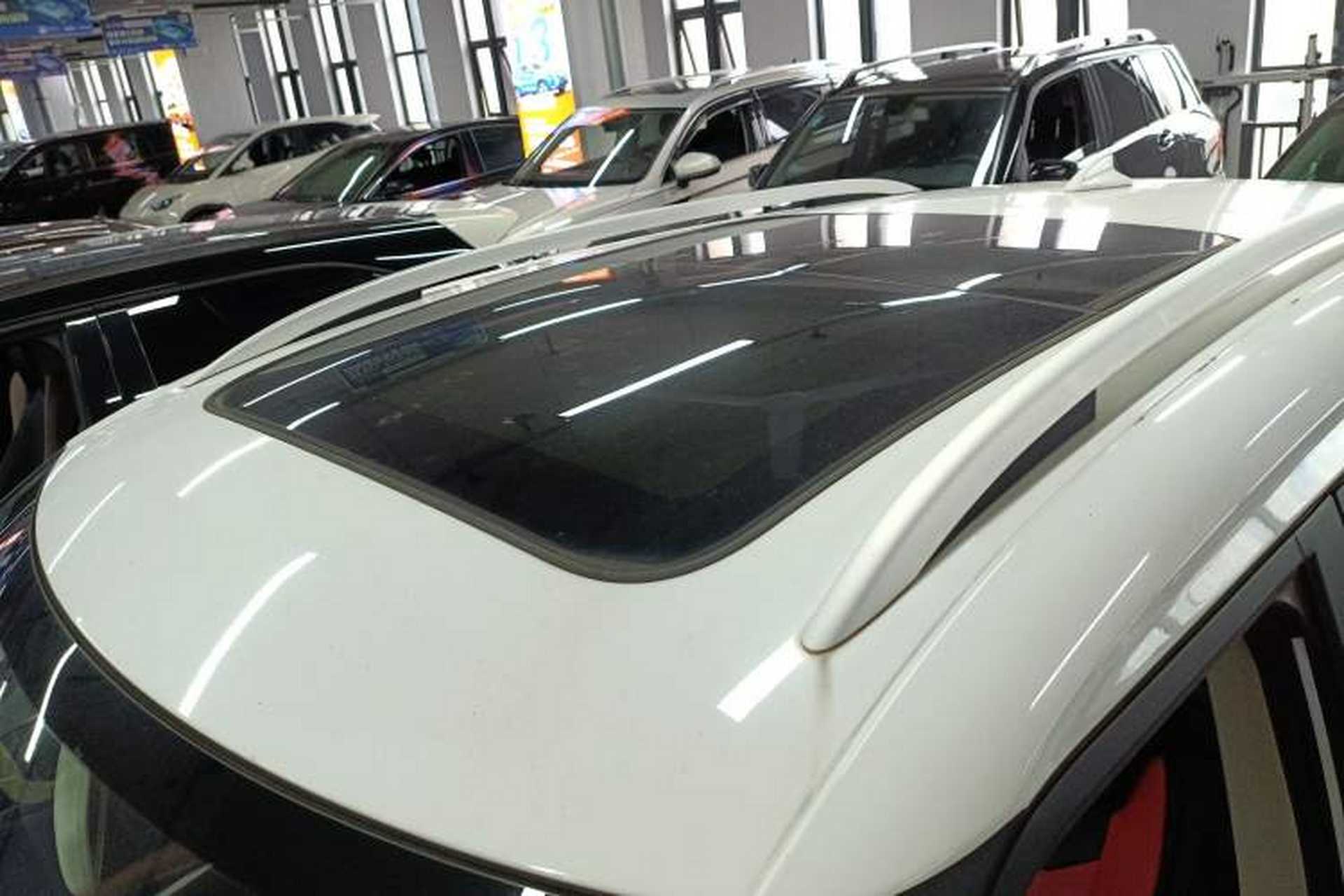 Used Zotye T300 2017 1.5T CVT Luxury Model Roof