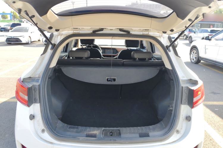 Used Zotye T300 2017 1.5L Manual Luxury Model Trunk
