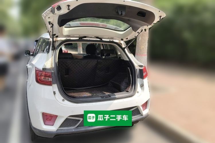 Used Zotye T300 2017 1.5L Manual Luxury Model Trunk
