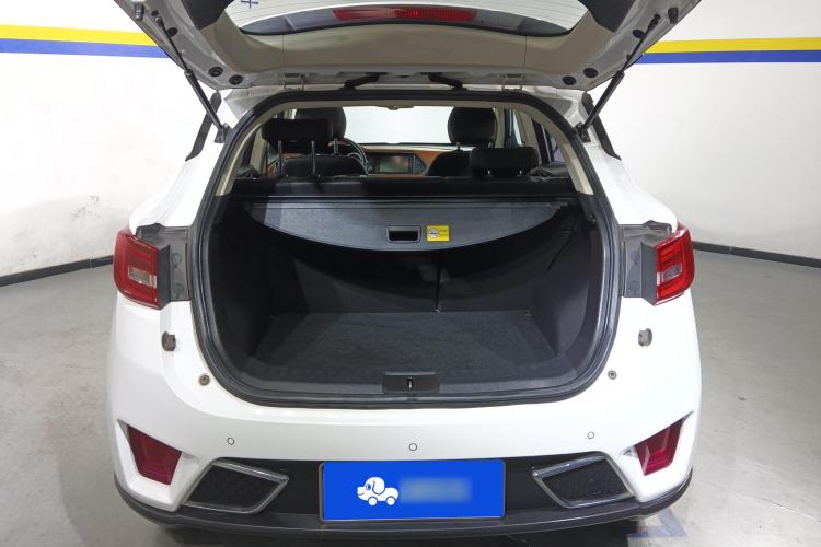 Used Zotye T300 2017 1.5T CVT Luxury Model Trunk