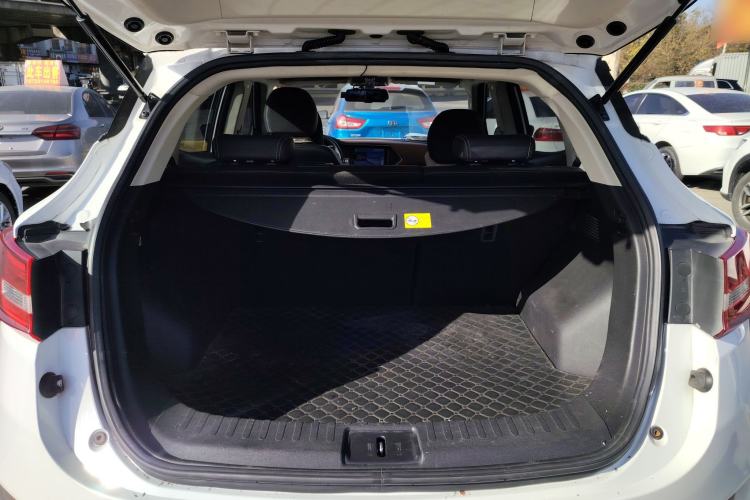Used Zotye T300 2017 1.5T CVT Luxury Model Trunk