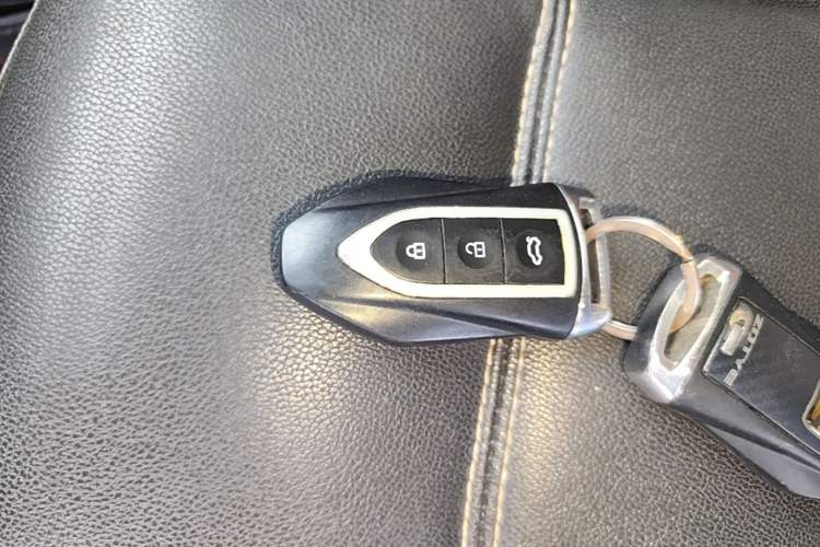 Used Zotye T300 2017 1.5L Manual Luxury Model Vehicle Key