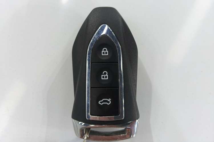 Used Zotye T300 2017 1.5T CVT Luxury Model Vehicle Key
