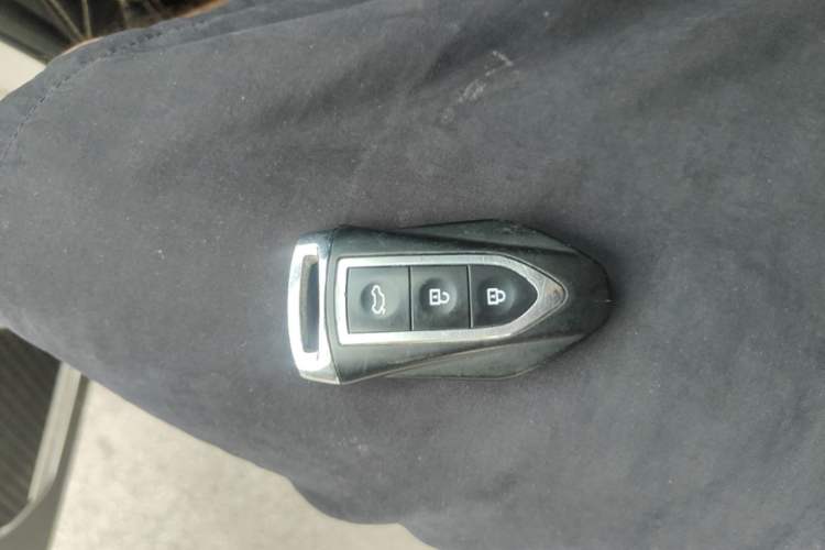 Used Zotye T300 2017 1.5L Manual Luxury Model Vehicle Key