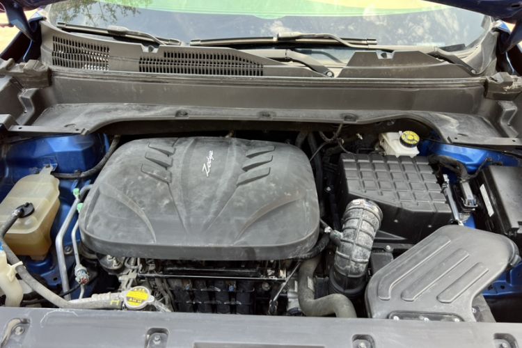 Used Zotye T300 2018 1.5L CVT Luxury Model Engine Bay