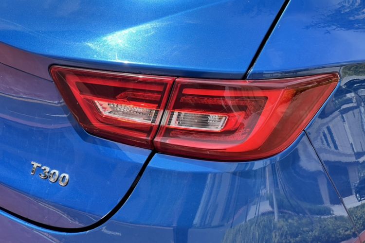 Used Zotye T300 2018 1.5L CVT Luxury Model Exterior 8