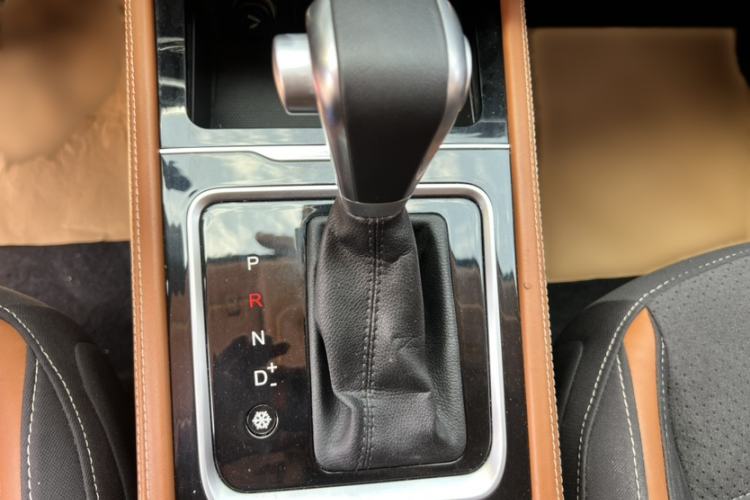 Used Zotye T300 2018 1.5L CVT Luxury Model Gear Lever