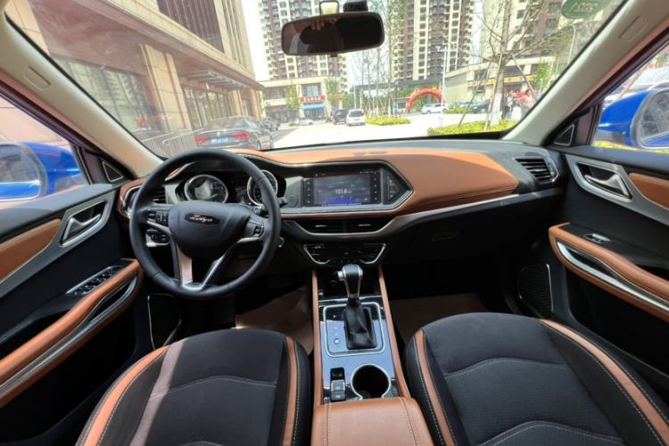Used Zotye T300 2018 1.5L CVT Luxury Model Interior 5