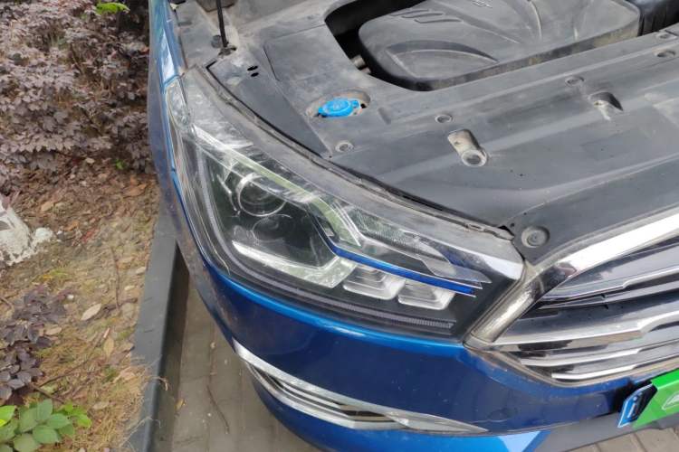 Used Zotye T300 2018 1.5L CVT Luxury Model Right Front Headlight