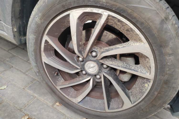 Used Zotye T300 2018 1.5L CVT Luxury Model Right Front Wheel Hub