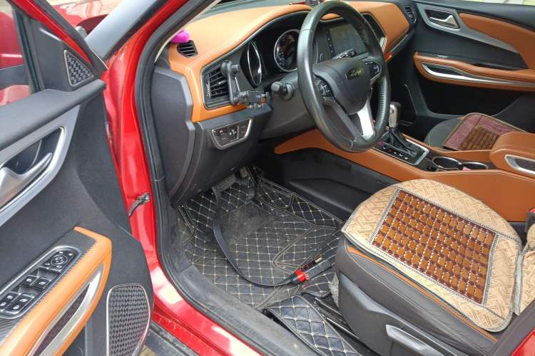 Used Zotye T300 2018 1.5L CVT Luxury Model Driver Seat