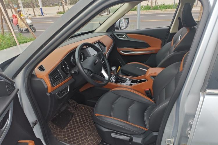 Used Zotye T300 2018 1.5L CVT Deluxe Model Driver Seat