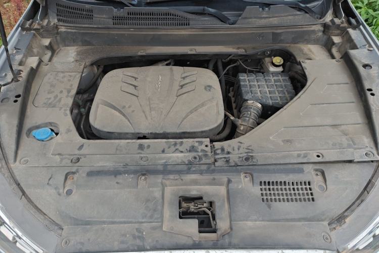 Used Zotye T300 2018 1.5L CVT Deluxe Model Engine Bay
