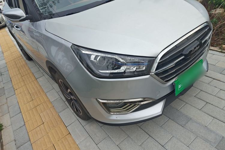 Used Zotye T300 2018 1.5L CVT Deluxe Model Right Front Headlight