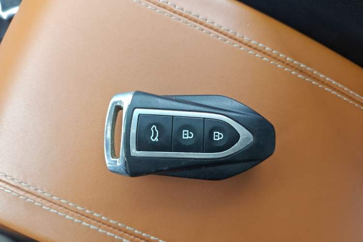 Used Zotye T300 2018 1.5L CVT Deluxe Model Vehicle Key