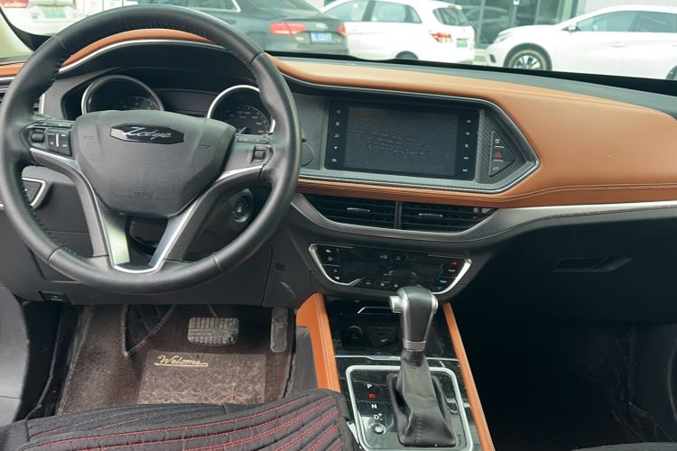 Used Zotye T300 2018 1.5L CVT Luxury Model Audio And AC Panel