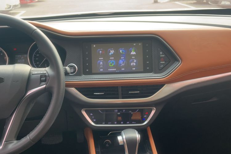 Used Zotye T300 2018 1.5L CVT Luxury Model Audio And AC Panel