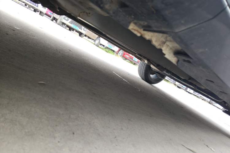Used Zotye T300 2018 1.5L CVT Deluxe Model Chassis Front Left