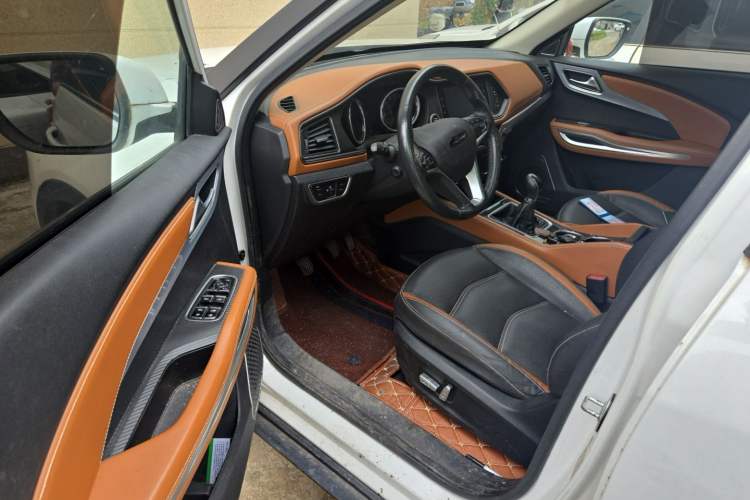 Used Zotye T300 2018 1.5L CVT Luxury Model Driver Seat