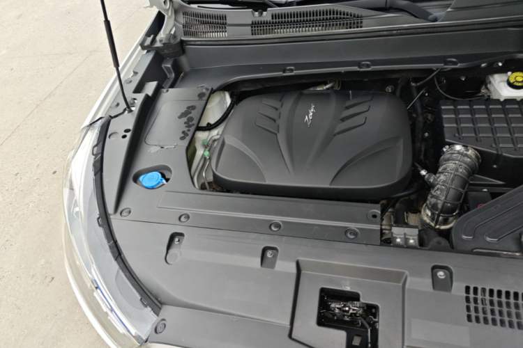 Used Zotye T300 2018 1.5L CVT Deluxe Model Engine Bay Right