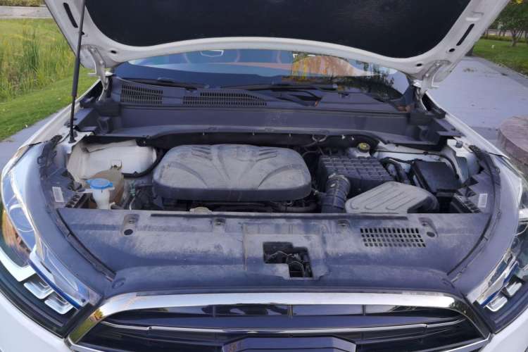 Used Zotye T300 2018 1.5L CVT Elite Model Engine Bay