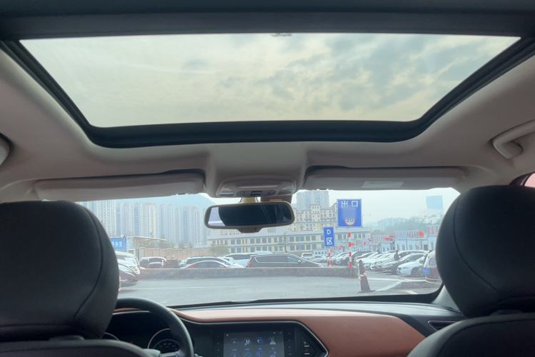 Used Zotye T300 2018 1.5L CVT Luxury Model Headliner
