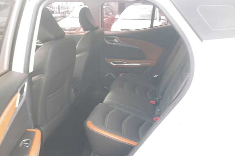 Used Zotye T300 2018 1.5L CVT Luxury Model Interior 3