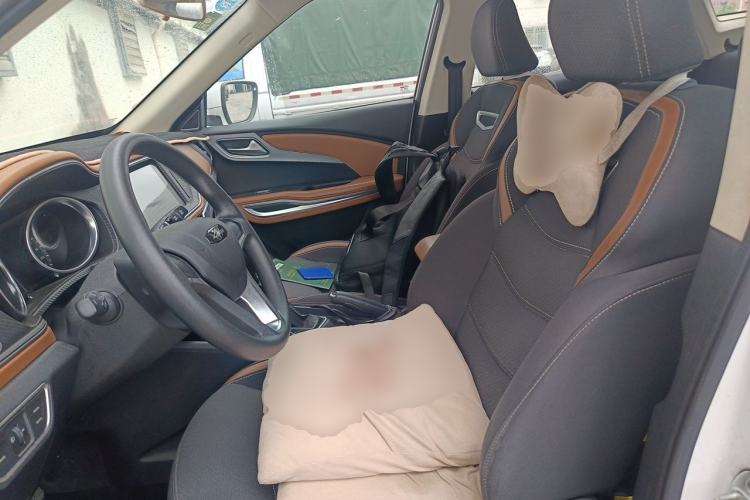 Used Zotye T300 2018 1.5L CVT Elite Model Left Front Seat