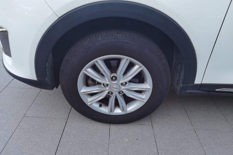 Used Zotye T300 2018 1.5L CVT Elite Model Left Front Wheel Hub