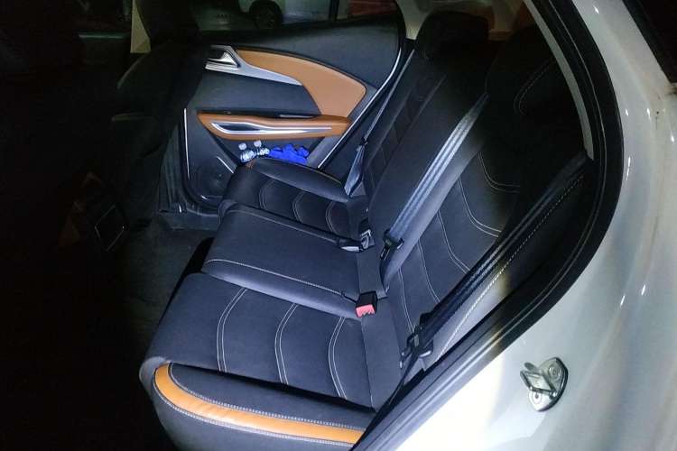 Used Zotye T300 2018 EV Flagship Model Left Rear Seat