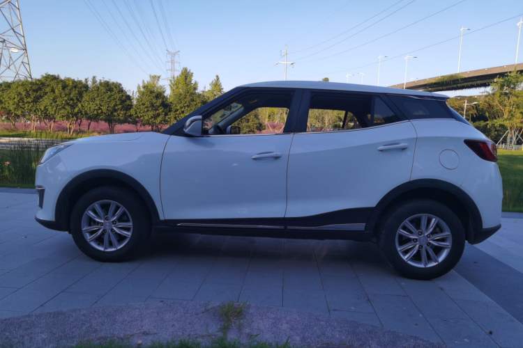 Used Zotye T300 2018 1.5L CVT Elite Model Left Side