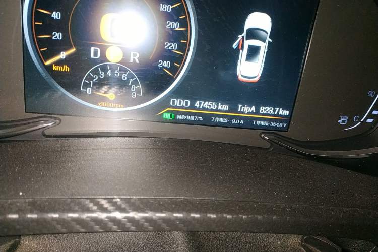 Used Zotye T300 2018 EV Flagship Model Odometer Close Up